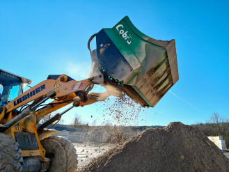Schaufelseparator passend für Bagger & Radlader mieten
