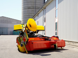 Kehrmaschine | Kehrbesen | Kehrtechnik mieten