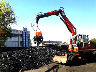 Baggermagnet | Hydraulikmagnet mit Gehänge für Bagger 19 - 23 to mieten