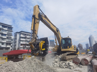 MB Crusher BF80.3 S4 Backenbrecherlöffel rent